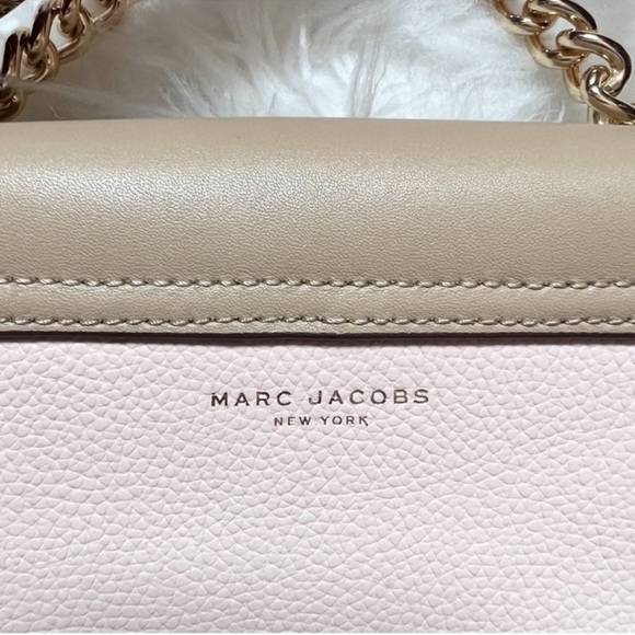 New! Marc Jacobs Tuck Lock Pebbled Leather Crossbody Shoulder Bag in Rose Dust - Picture 8 of 11